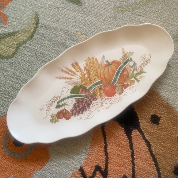 Waverly Products I Scalloped Autumn Harvest Serving Tray I James Whitcomb Riley - Picture 1 of 16
